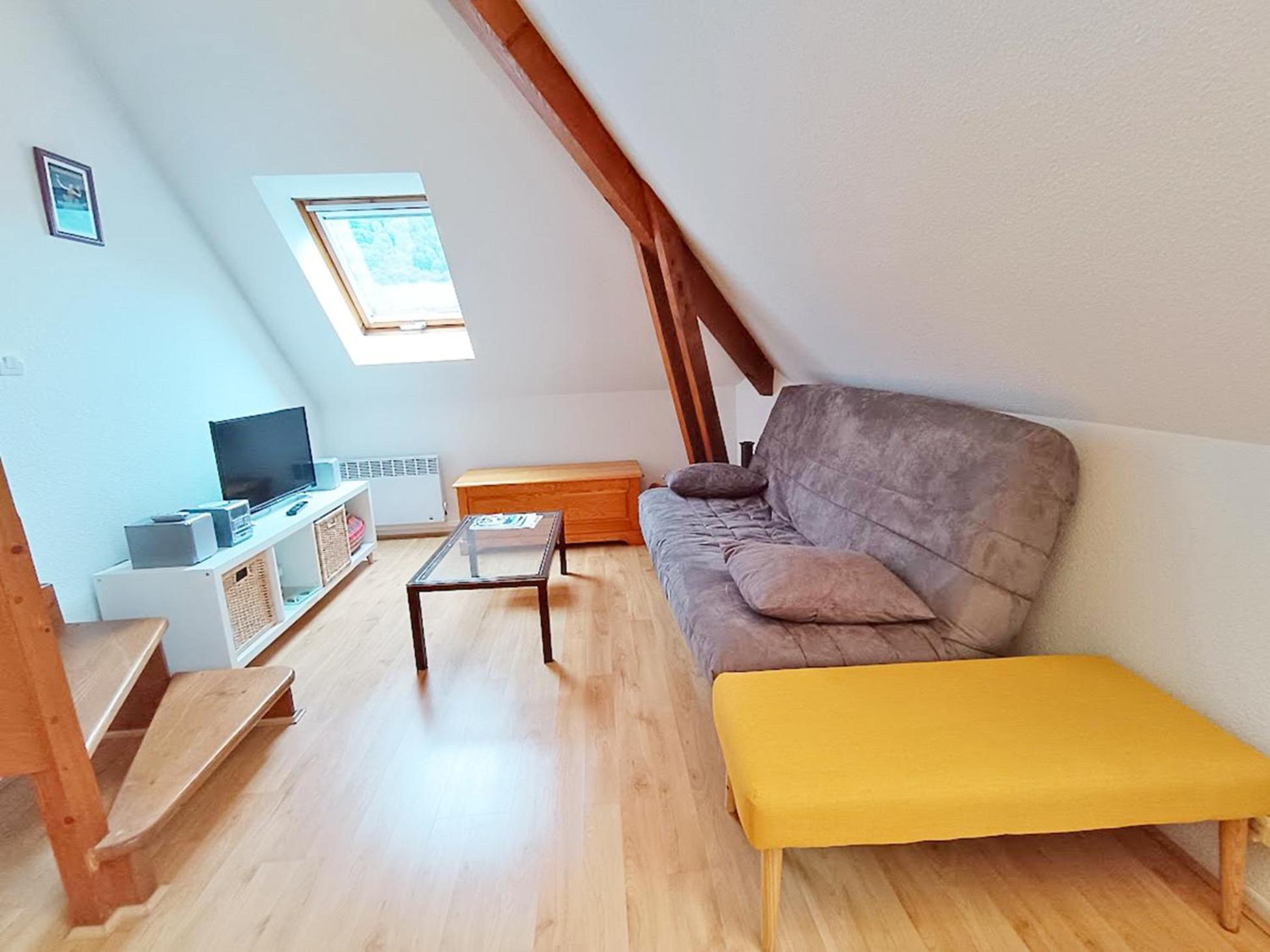 Chez Charlotte, T3 Duplex, Vue Montagne, Parking Gratuit, Ascenseur, 4 Personnes Apartment Bagneres-de-Luchon Ngoại thất bức ảnh