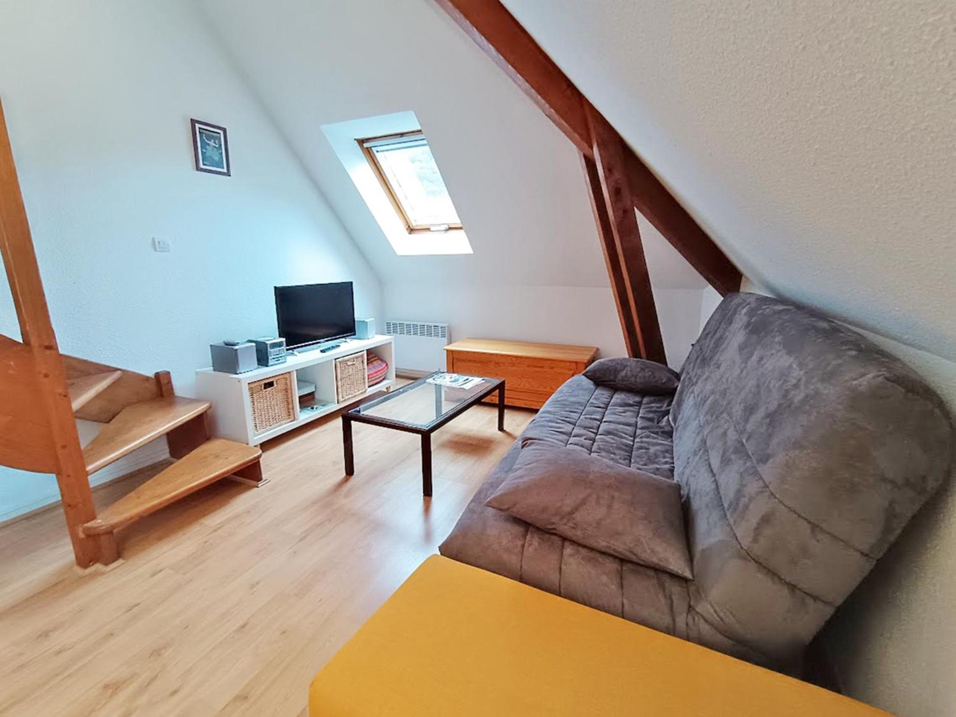Chez Charlotte, T3 Duplex, Vue Montagne, Parking Gratuit, Ascenseur, 4 Personnes Apartment Bagneres-de-Luchon Ngoại thất bức ảnh
